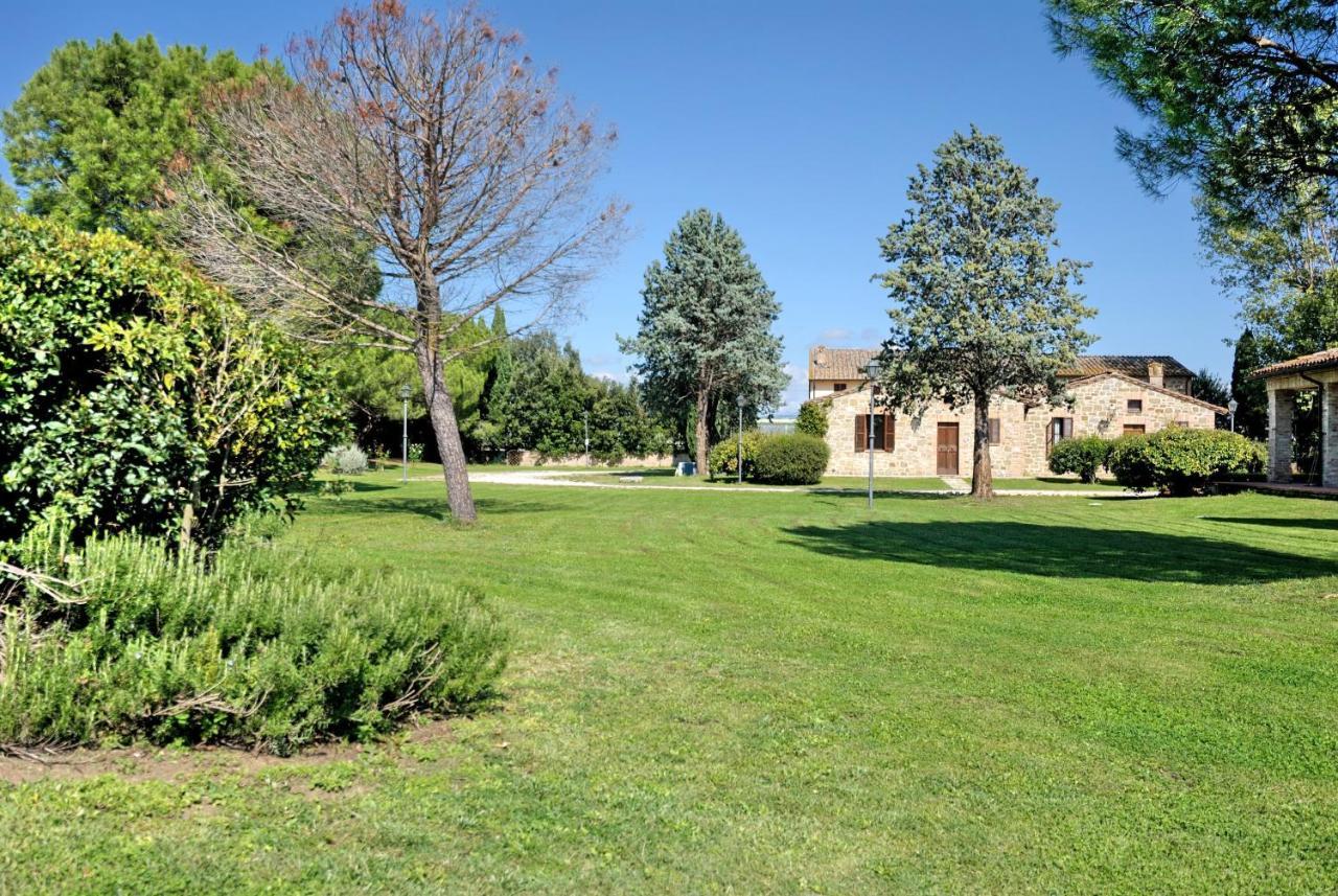 Villa I Casali Della Ghisleria Ospedalicchio Exterior foto